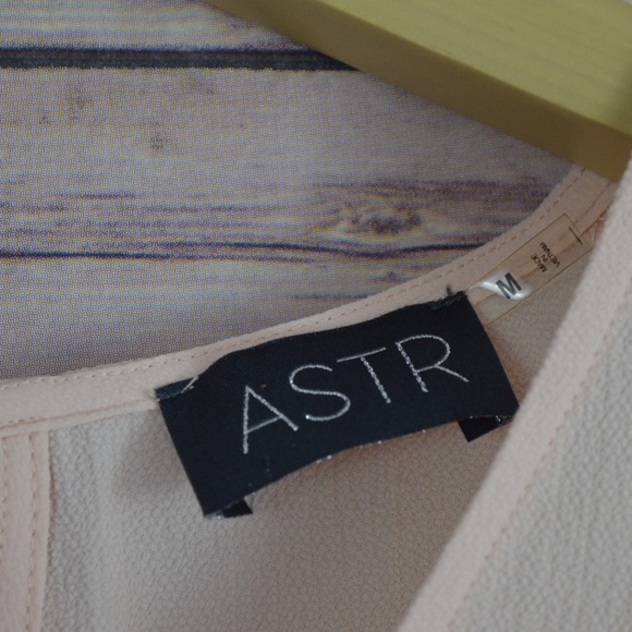 ASTR Lace Trimmed Top - Picture 4 of 4